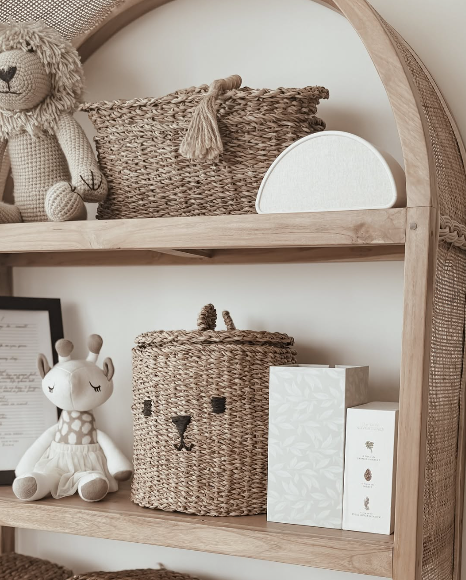 Shushiie and the luxury gift box placed on shelves in a nursery